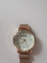 Load image into Gallery viewer, DAHASE Watchs, gold mesh watch, casual and fashionable