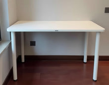 Load image into Gallery viewer, OLOEY Dining tables,Rectangular solid wood small space kitchen dining table