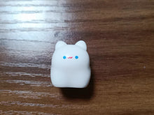 Load image into Gallery viewer, Zeyigg Resin figurine, cute mini carved statue 