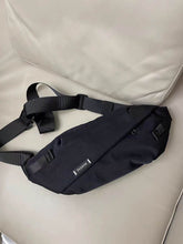 Load image into Gallery viewer, fnzone Waistpack, hip pack with adjustable straps, suitable for outdoor exercise and travel