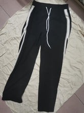 Load image into Gallery viewer, Richker sweatpants, quick drying, lightweight, comfortable, black