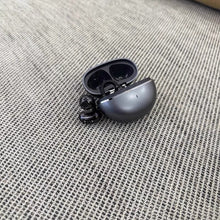 Load image into Gallery viewer, Chubbyarm Wireless earphones Bluetooth, noise cancelling earphones