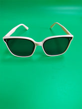 Load image into Gallery viewer, Guanghao Sun glasses,for men and women, UV protection