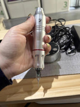 Load image into Gallery viewer, BAI&CHENG Tattoo machine, suitable for beginners, adjustable, with digital tattoo power supply