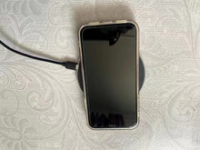 Load image into Gallery viewer, RAY BLAZE wireless charger, 10W fast charging wireless, convenient and durable