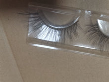 Load image into Gallery viewer, SYVÉNCE artificial eyelashes, women's false eyelashes, natural black