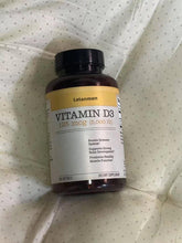 Load image into Gallery viewer, Letanmen Vitamin, supplement vitamin D-3 capsules weekly for bone, teeth, and immune support
