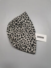 Load image into Gallery viewer, RiceGrain10 Hats, bucket hats for men and women, casual travel beach sun hats