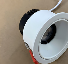 Load image into Gallery viewer, Nesglo LED light, light daylight white standard base