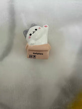 Load image into Gallery viewer, HaiSphere Resin figurine, resin mini cat statue 