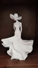 Load image into Gallery viewer, LISM Works of art of plastic,Light luxury elegant wide brimmed hat women's ornament home desktop decoration artwork
