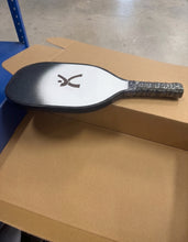 Load image into Gallery viewer, Cricket racket, sturdy and durable