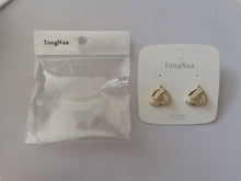 Load image into Gallery viewer, TongNaa Earrings, female hypoallergenic, geometric, gold