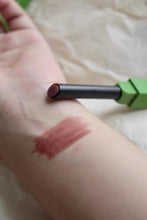 Load image into Gallery viewer, Dopatd Lipsticks, lasting moisturizing lipstick, red lipstick