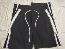 Load image into Gallery viewer, Richker sweatpants, quick drying, lightweight, comfortable, black