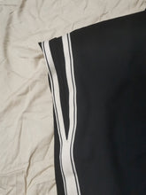 Load image into Gallery viewer, Richker sweatpants, quick drying, lightweight, comfortable, black
