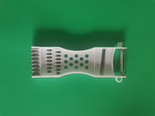 Load image into Gallery viewer, TIRUSHJ graters,Household utensils,Handle grille, high-quality stainless steel blade