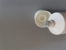 Load image into Gallery viewer, YUBYSAE Facial cleansers, nourishing facial foam cleanser, daily care