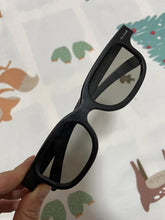 Load image into Gallery viewer, Fcloud 3D glasses, clearer and brighter, suitable for RealD 3D movies