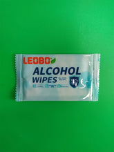 Load image into Gallery viewer, LEOBOX Disposable sanitizing wipes ,75% alcohol - disposable, high-quality, odorless