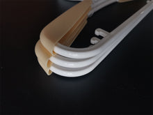 Load image into Gallery viewer, btdckdd Clothes hangers, plastic hangers with hooks