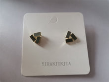 Load image into Gallery viewer, YIRANJINJIA Ladies' gold earrings, ear studs jewelry.