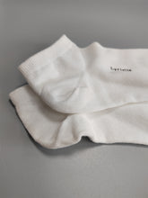 Load image into Gallery viewer, Lyrielle Socks, women's low cut socks, comfortable ankle socks