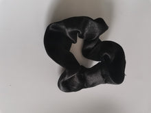 Load image into Gallery viewer, AIHUOO Rubber bands, hairbands, and undamaged ponytail fixators for hair