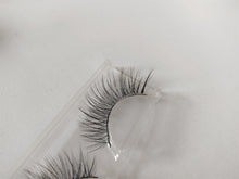 Load image into Gallery viewer, SuriSlothS Artificial eyelashes, women's false eyelashes, natural black