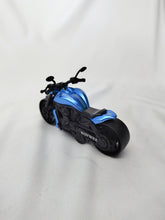 Load image into Gallery viewer, NOVWEE Toy models, die-casting motorcycle, very suitable for collection