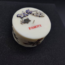 Load image into Gallery viewer, FAMOTY scented candle,Soy Candle for Bathroom Relaxing, Birthday Gifts for Women, Candle Gifts for Women
