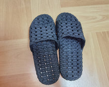 Load image into Gallery viewer, Niki&Sisi slippers, unisex sandals, woven shape, bath slippers