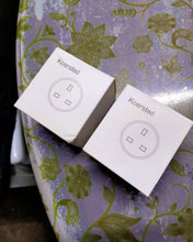 Load image into Gallery viewer, Koersted electrical plug,3Prong Grounding Outlet Adapter,3 Prong Adapter Converter, Portable Fireproof 200℃ Resistant Heavy Duty Wall Outlet Plug for Household Appliances Industrial