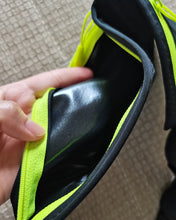 Load image into Gallery viewer, YUBEN waist bag, slim running belt waist bag, hiking fitness cycling fitness waist bag, reflective running belt, iPhone XS, XR, 7 8 Plus jogging pocket belt, running travel money mobile phone holder