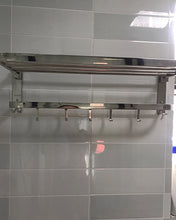 Load image into Gallery viewer, taoquwe metal towel rack, 23.5 inch bathroom towel rack, 304 stainless steel metal towel rack, wall-mounted towel rack