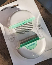 Load image into Gallery viewer, YAONNY Pet Grooming Tools,Cat Comb Massager Pet Hair Removal Massaging Shell Comb Massage Tool for Removing Matted Fur, Knots and Tangles