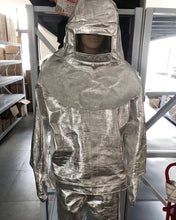 Load image into Gallery viewer, Aluminum foil heat-resistant fire-resistant clothing, 1000 degrees Celsius fire-resistant clothing, a full set of flame-retardant clothing, fire-fighting clothing