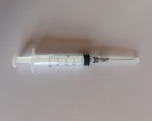 Load image into Gallery viewer, LundaMed 5ml Disposable Syringe with 23Ga 1.0 Inch Needle, Individual Package