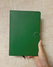 Load image into Gallery viewer, AO LI GEI blank journal,Minimalism Art, Premium Hard Cover Notebook Journal, Gusseted Pocket, Ribbon Bookmark, Extra Thick Ink-Proof Paper 120gsm, San Francisco (Plain, Green)