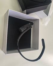 Load image into Gallery viewer, JOEESY wearable camera, 4K wearable camera EP6, camera with microphone and HD video capture, with remote control