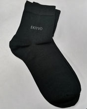 Load image into Gallery viewer, EKIYVO Bamboo Sock - 3 Pack Thin-Low Cut Breathable Seamless Black