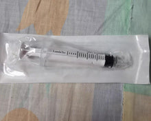 Load image into Gallery viewer, LundaTec Plastic Syringe with Measurement, Suitable for Measuring, Watering, Refilling