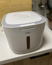 Load image into Gallery viewer, VJEASY Household pet food storage container  Use, Moisture-Proof Insect-Proof, Closes Securely and Keeps Food Fresh