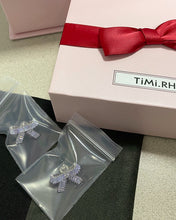 Load image into Gallery viewer, TiMi.RH earrings, ladies butterfly earrings, S925 silver butterfly rhinestone earrings-VE4 silver