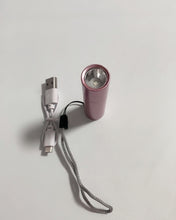 Load image into Gallery viewer, neo-wiila flashlight, bright keychain flashlight, highlighting 150 lumens, as a small flashlight lantern camp light, EDC waterproof flashlight, reading, sleeping, dog walking, camping