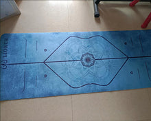 Load image into Gallery viewer, LIORCE Yoga Mat-Classic 1/4 inch thick professional yoga mat, environmentally friendly non-slip fitness exercise mat, exercise mat with straps, suitable for yoga, Pilates and floor exercises