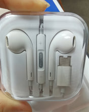 Load image into Gallery viewer, Merrytech Wired Headphones-In-Ear Type-C Socket Headphone Noise Isolation No Tangle HiFi Bass Stereo Built-in Microphone