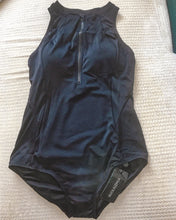 Load image into Gallery viewer, HUOLAJZHUA Swimsuits, Tummy Control Swimwear Green Halter One Piece Swimsuit, Ruched Padded Bathing Suits