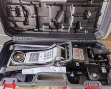 Load image into Gallery viewer, Sonamdws manual jack, trolley jack with wheels, special for cars, portable belt.