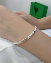 Load image into Gallery viewer, BAYSSEN bracelet, 925 sterling silver handmade bracelet, retractable cuff hinged bracelet women's 7 inch manufacturing